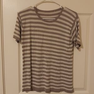 Stripped brown t shirt